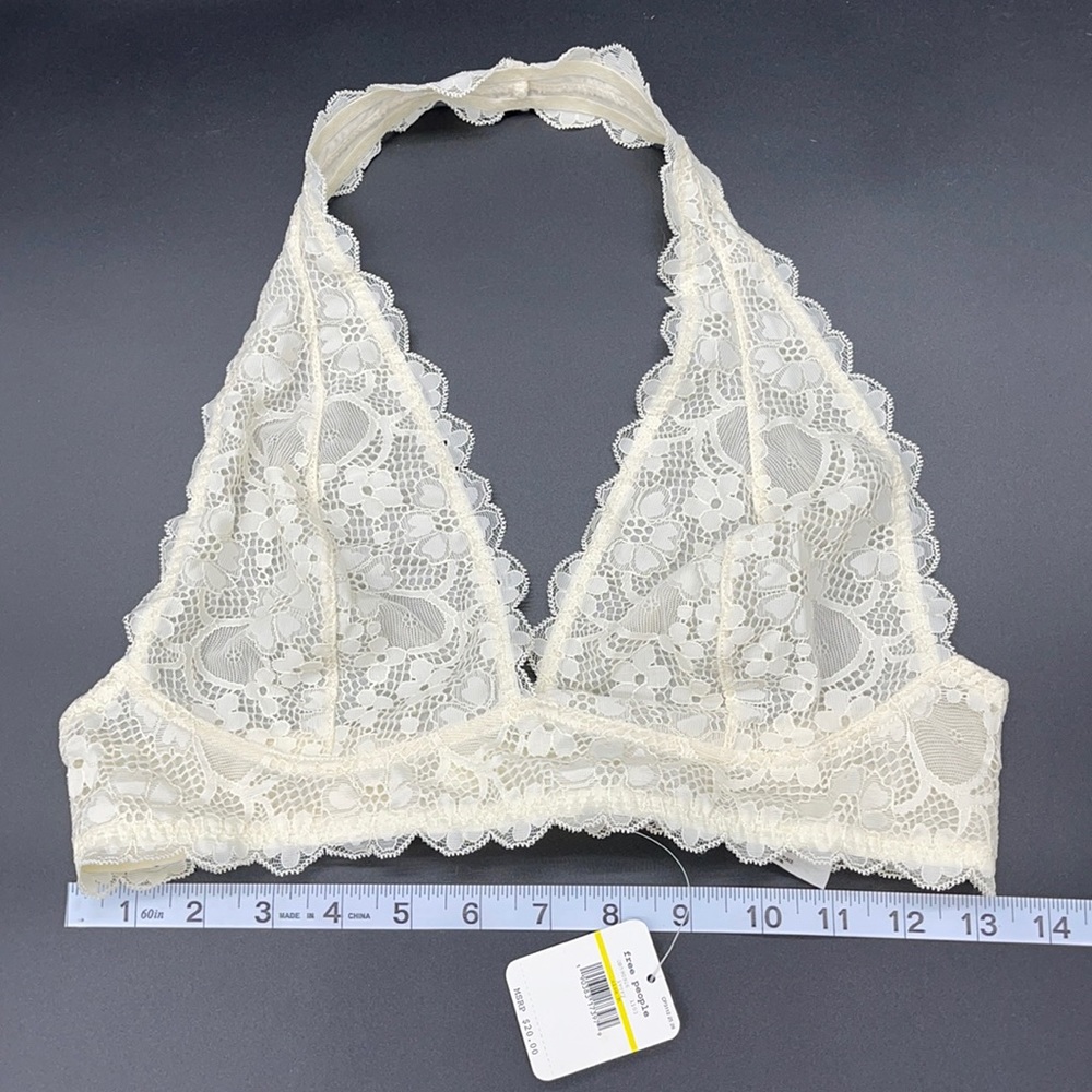 Free People Intimitely Bralette Sz Med NWT Beautiful Lacey - Picture 1 of 11